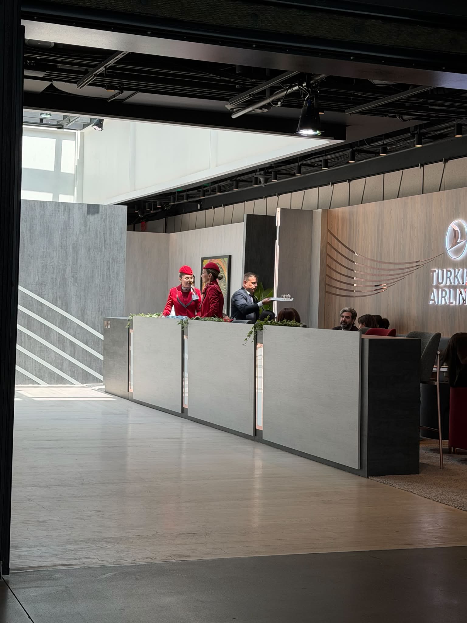 Turkish Airlines stand — iç mekan